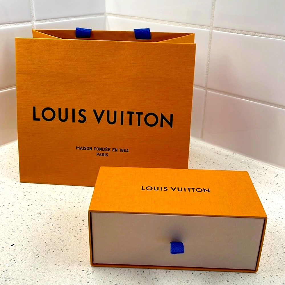 LV box and shopping bag